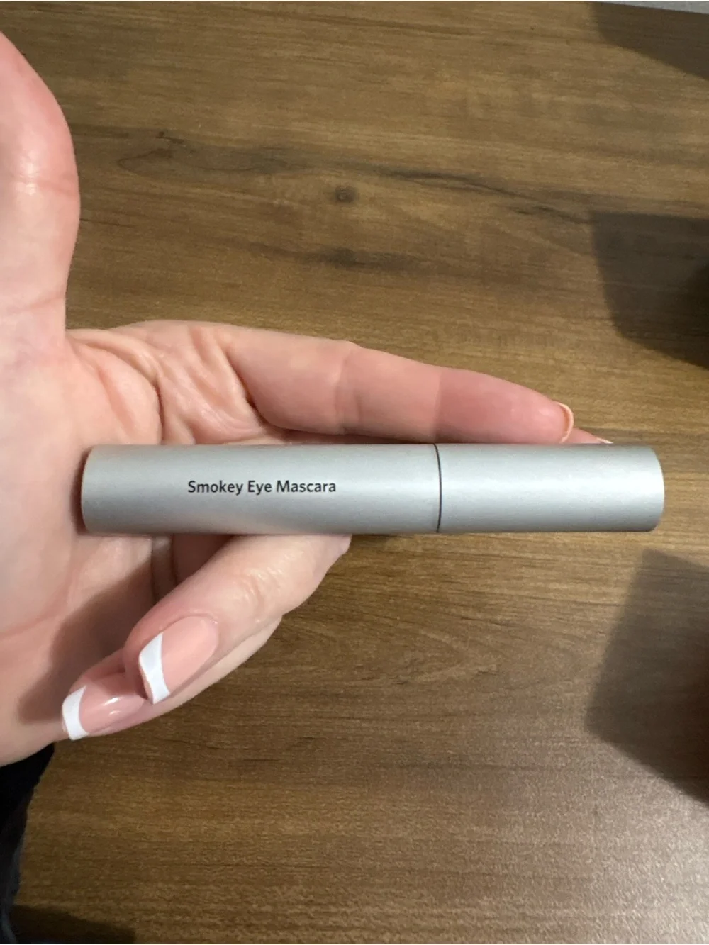Bobbi Brown Smoky Eye Longwear Volumizing Mascara- Black